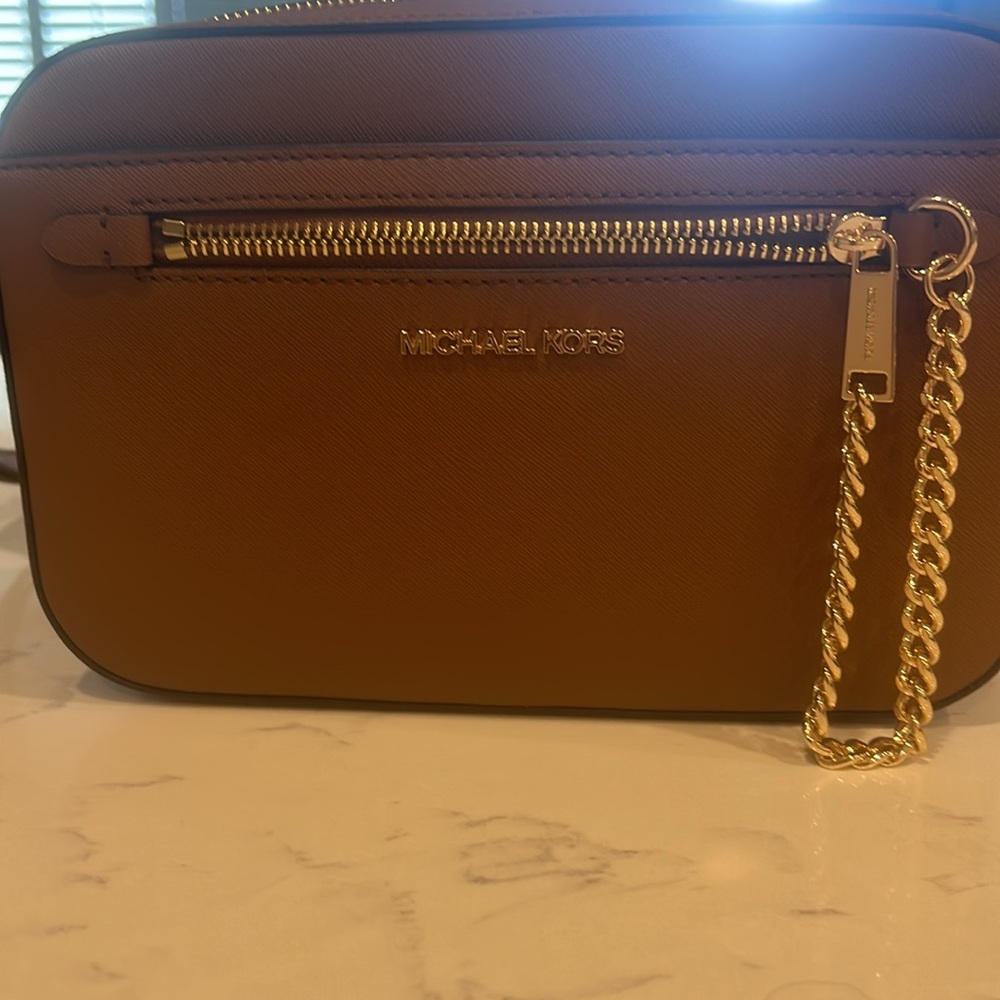 Michael Kors Crossbody Camera bag